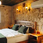 Hotel Nissa Cave *