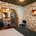 Nissa Cave Hotel