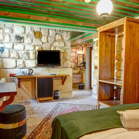 Nissa Cave Szálloda