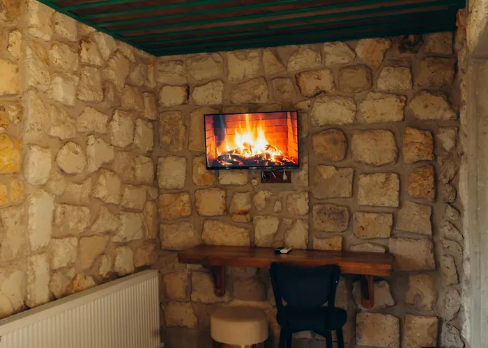 Nissa Cave * 괴레메