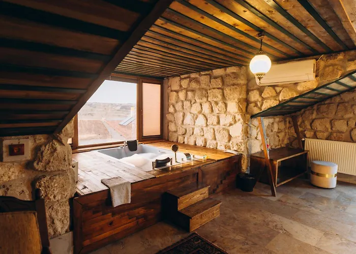 Nissa Cave 괴레메